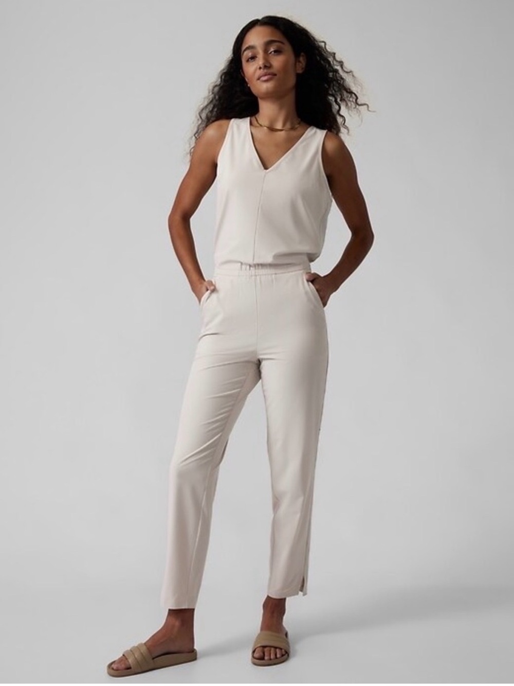 Athleta Cream Brooklyn Sleeveless V-Neck Athletic Jumpsuit Size 2